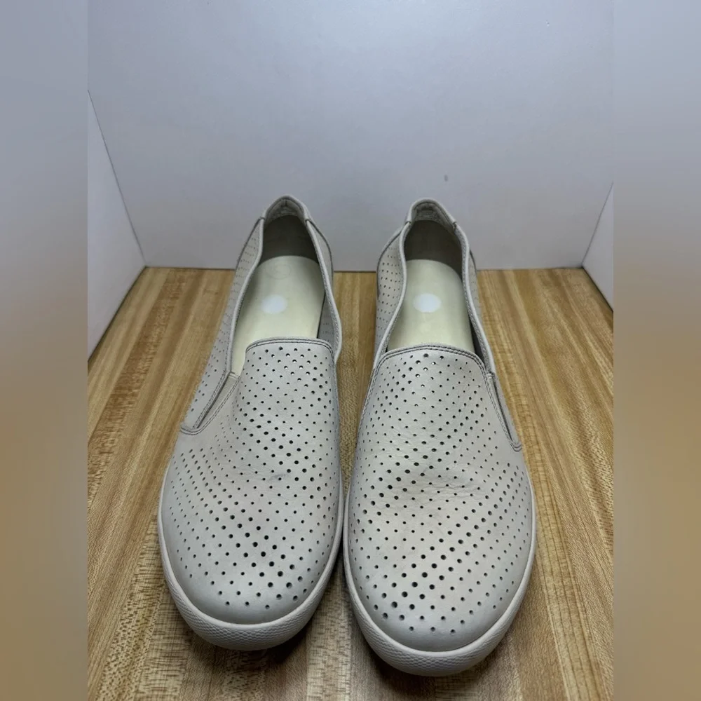 Dansko Odina Sand Milled Nubuck Perforated Sneakers Slip On Beige Shoes Sz 42